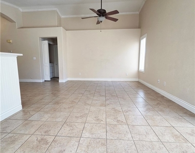 6008 Seneca Springs Street - Photo Thumbnail 4