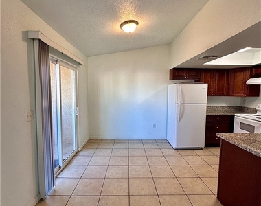 5054 Spencer Street - Photo Thumbnail 3