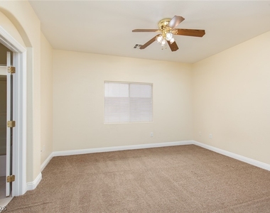 8940 Spotted Tail Avenue - Photo Thumbnail 11