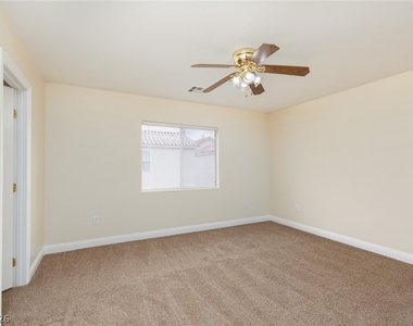 8940 Spotted Tail Avenue - Photo Thumbnail 20