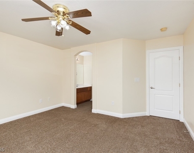 8940 Spotted Tail Avenue - Photo Thumbnail 21