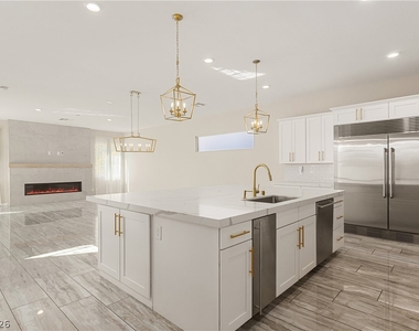 10277 Green Ember Drive - Photo Thumbnail 2