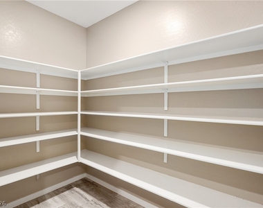 10277 Green Ember Drive - Photo Thumbnail 36