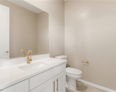 10277 Green Ember Drive - Photo Thumbnail 32