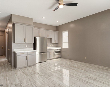 10277 Green Ember Drive - Photo Thumbnail 16