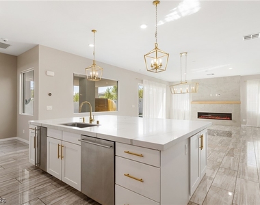 10277 Green Ember Drive - Photo Thumbnail 7