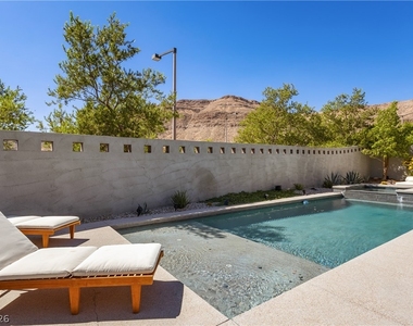 10277 Green Ember Drive - Photo Thumbnail 45
