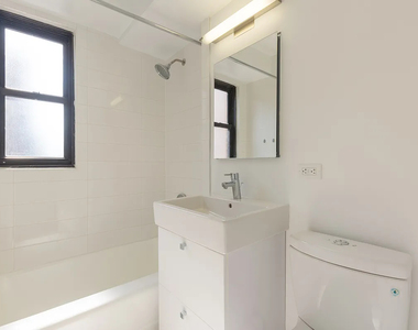 141 East 33rd Street - Photo Thumbnail 5