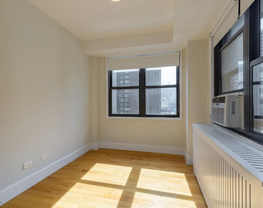 141 East 33rd Street - Photo Thumbnail 4