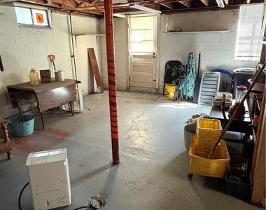 352 Wainwright Avenue - Photo Thumbnail 12