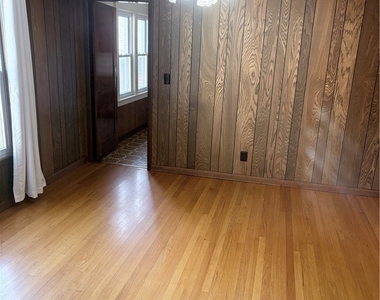 114 Peck Avenue - Photo Thumbnail 10