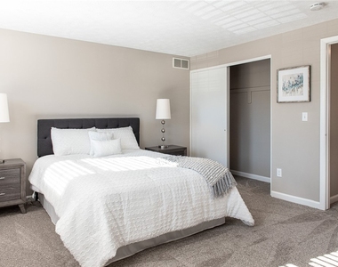 57 Chartwell Court - Photo Thumbnail 8