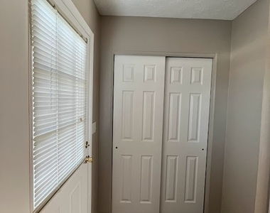 57 Chartwell Court - Photo Thumbnail 13