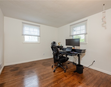 132 Kirk Road - Photo Thumbnail 9