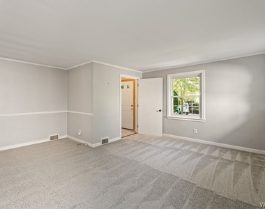 345 Burroughs Drive - Photo Thumbnail 3