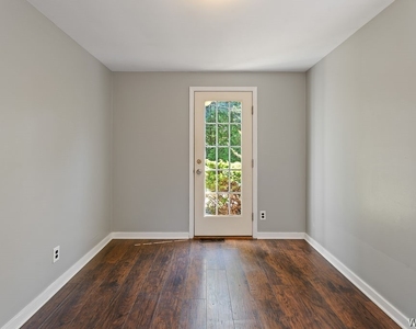 345 Burroughs Drive - Photo Thumbnail 9