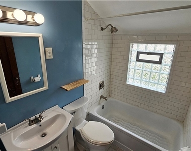 107 Fowler Avenue - Photo Thumbnail 12