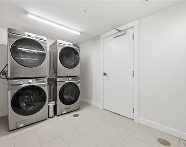 130 Pearl - Photo Thumbnail 14