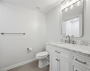 130 Pearl - Photo Thumbnail 9
