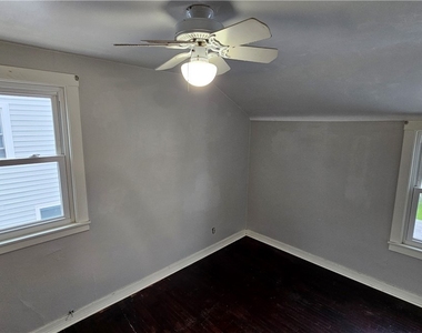 107 Fowler Avenue - Photo Thumbnail 15