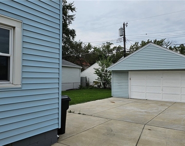 107 Fowler Avenue - Photo Thumbnail 1