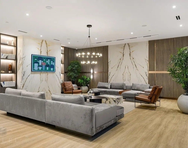 Rockwell Pl - Photo Thumbnail 17