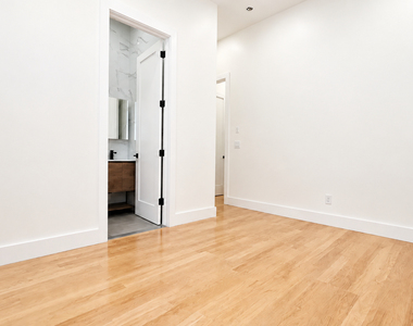 9 Marcus Garvey Blvd - Photo Thumbnail 7