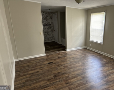 266 Spring Lake Drive - Photo Thumbnail 9
