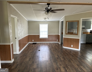 266 Spring Lake Drive - Photo Thumbnail 5