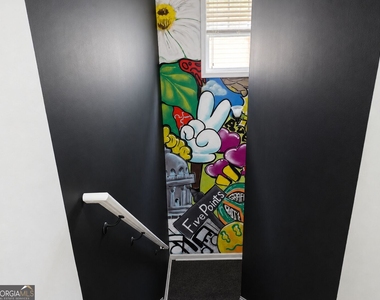 760 Vine Street - Photo Thumbnail 10