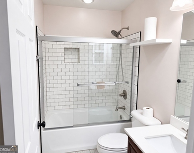 760 Vine Street - Photo Thumbnail 15
