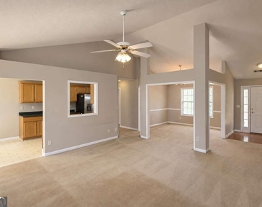 227 Westwind Drive - Photo Thumbnail 3