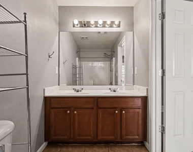 3030 Liberty Way - Photo Thumbnail 16