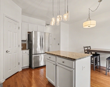 3030 Liberty Way - Photo Thumbnail 5