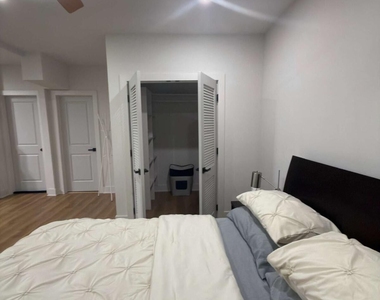 2342 Suncrest Lane Ne - Photo Thumbnail 12
