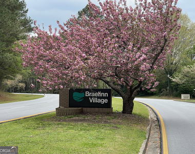 103 Burnham Rise - Photo Thumbnail 36