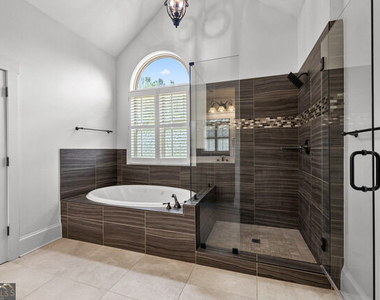 599 Mcdade Street - Photo Thumbnail 20