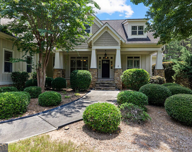 599 Mcdade Street - Photo Thumbnail 1