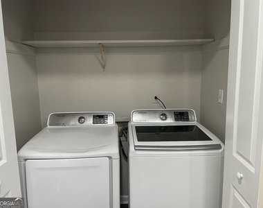 5641 Williamsburg Trace - Photo Thumbnail 8
