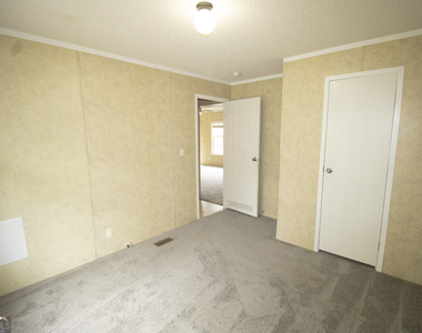 1776 Zettwell Road - Photo Thumbnail 14