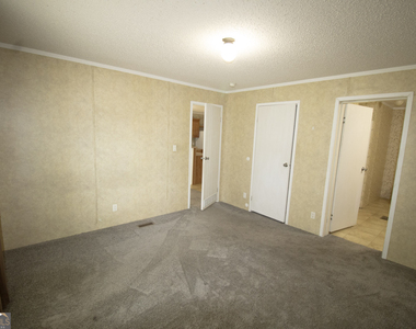 1776 Zettwell Road - Photo Thumbnail 8