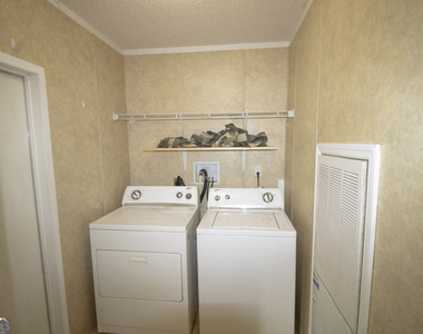 1776 Zettwell Road - Photo Thumbnail 6