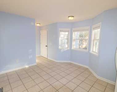 1602 Drayton Lane - Photo Thumbnail 5
