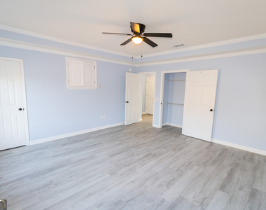1602 Drayton Lane - Photo Thumbnail 9