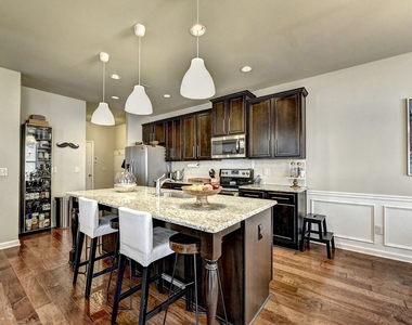 2245 Black Pebble Circle - Photo Thumbnail 29