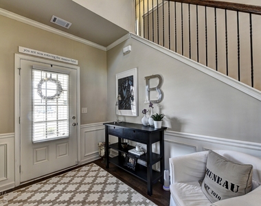 2245 Black Pebble Circle - Photo Thumbnail 9