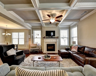 2245 Black Pebble Circle - Photo Thumbnail 12