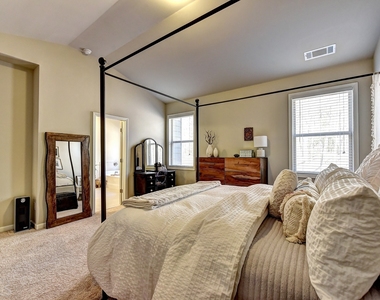 2245 Black Pebble Circle - Photo Thumbnail 41