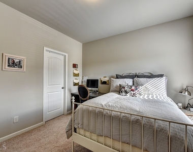 2245 Black Pebble Circle - Photo Thumbnail 52