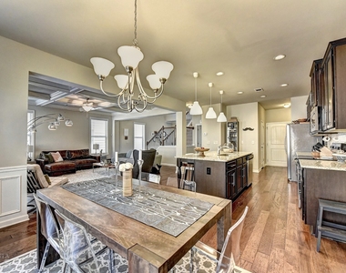 2245 Black Pebble Circle - Photo Thumbnail 27